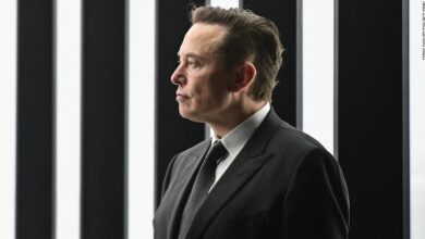 Elon Musk says he's seriously considering creating a new social media platform